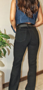 BLACK HIGH RISE FLARE