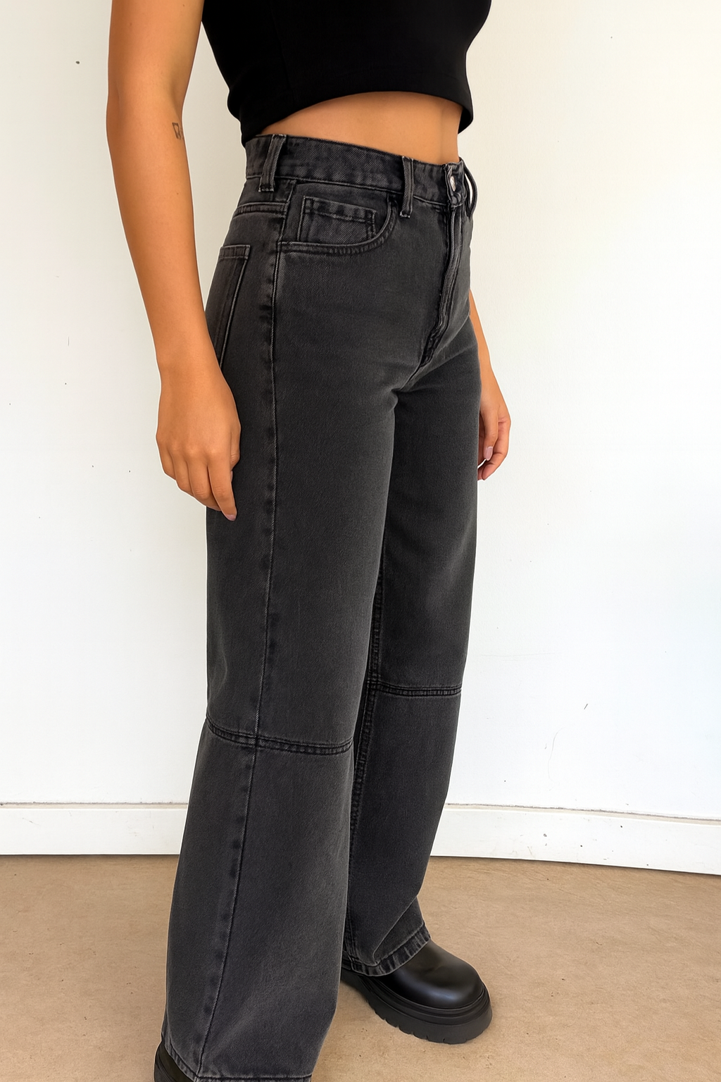 WIDE LEG HIGH RISE FADED BLACK